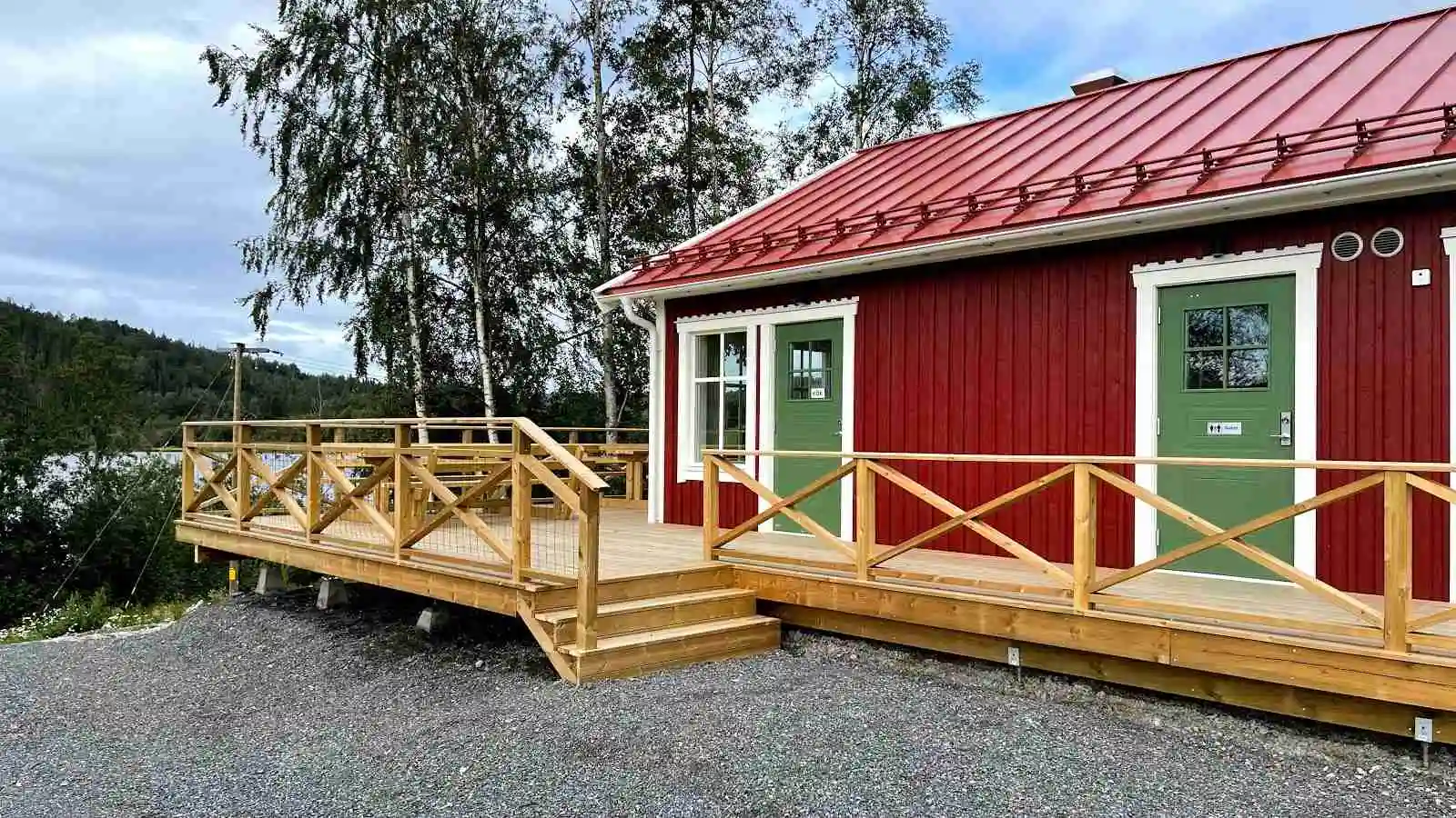Upplev naturnära glamping vid Gällstasjön i Docksta, Höga Kusten. Perfekt bas för vandring, paddling och äventyr i ett unikt världsarv. Boka din vistelse!