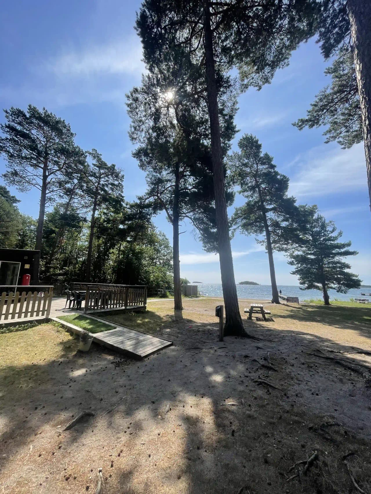 Upplev unik Eco Glamping vid havet på Jogersö Eco Camping i Oxelösund. Naturnära lyx, äventyr & avkoppling för hela familjen. Boka din glamping idag!